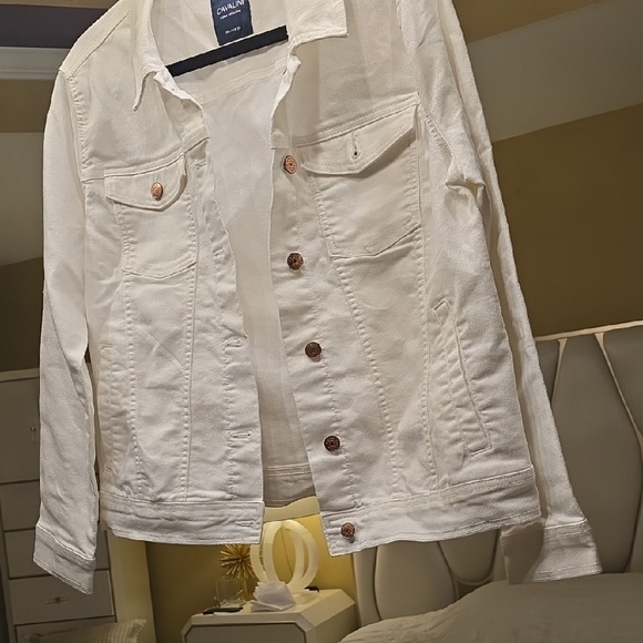 Calvin Klein Women's White Jean Jacket EUC - Picture 4 of 15